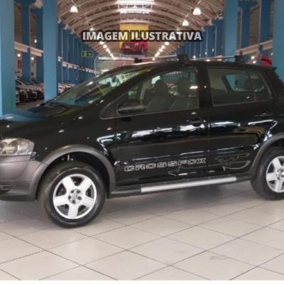 Veículo marca Volkswagem, modelo CrossFox, cor preta, placa EKY-2374, ano 2009, modelo 2010, RENAVAM 00151758085, CHASSI 9BWAB05ZXA4020679, álcool/gasolina.