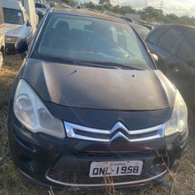 Veículo marca Citroen, modelo C3 Ptech, cor preta, placa QNL 1958, ano 2017, modelo 2018, combustível álcool/gasolina