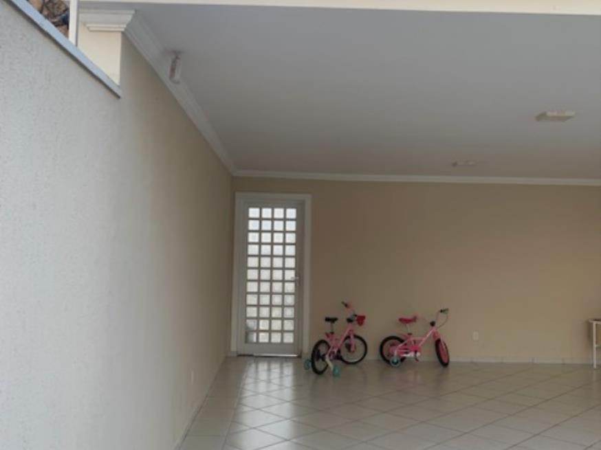 Foto ilustrativa 58 - Prédio residencial, com 297,23m2 de área de construção, construído sob o lote nº 07, da quadra G, com área do terreno de 300,00m2, situado na Rua Rafael Saglioni, nº 70, Parque das Flores, no município de Campinas/SP