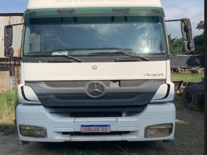Foto ilustrativa 2 - Lote 18 – UM CAMINHÃO – MERCEDES-BENZ – AXOR 2644S6X4