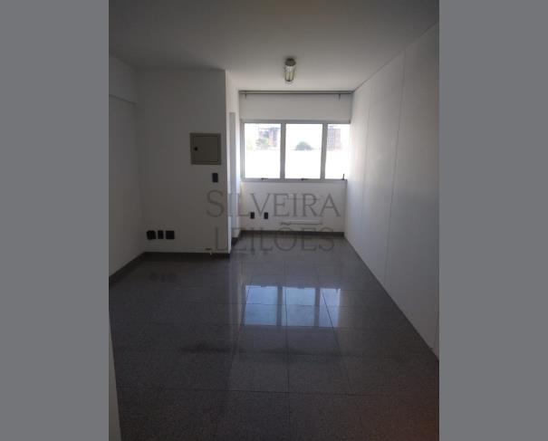 Foto de Conjunto comercial nº 202, localizado no 2ª andar do condomínio Edifício Faris Abib, situado na Rua José Paulino nº 416, com a seguintes áreas útil de 43,40m2, comum de 8,7617m2, total de 52,1617m2 e vaga de garagem nº 23