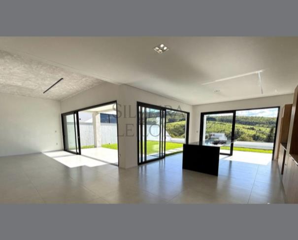 Foto de Casa residencial, nº 170, localizada na Rua Índico, no Loteamento Residencial l’Aqua Pompeia, no município de Socorro/SP, com 398,11m2 de área construída e terreno com área de 495,00m2