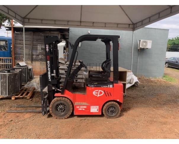 Foto de lote 06 - Empilhadeira elétrica 2,5 toneladas 