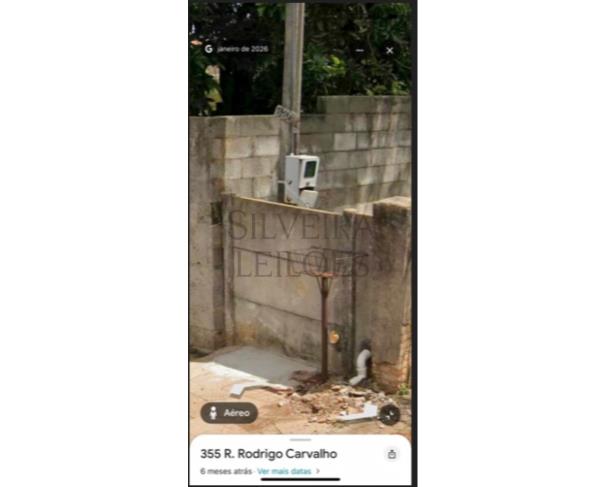 Foto de Lote nº 24, da Quadra 37, Parque Ortolândia, no município de Hortolândia/SP, com área de 400,00m2, existindo sob o terreno a construção de um prédio residencial, situado na Rua Rodrigo Carvalho, nº 334, com área de aproximadamente de 69,90m2. 