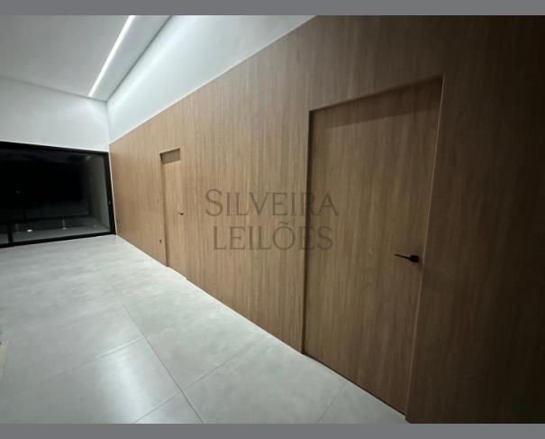 Foto de Casa residencial, nº 170, localizada na Rua Índico, no Loteamento Residencial l’Aqua Pompeia, no município de Socorro/SP, com 398,11m2 de área construída e terreno com área de 495,00m2