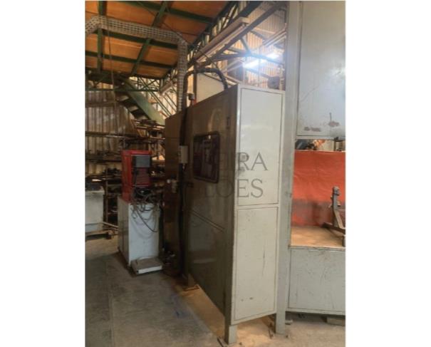 Foto de Cédula de Sondagem Robotizada de 3 Estações de Trabalho de Acionamento Pneumático e Periféricos da Marca Kuka Roboter,  Ano de fabricação: 2009,  Número de série: 861412, Modelo atuador robótico: KR16L6 – KUKA 