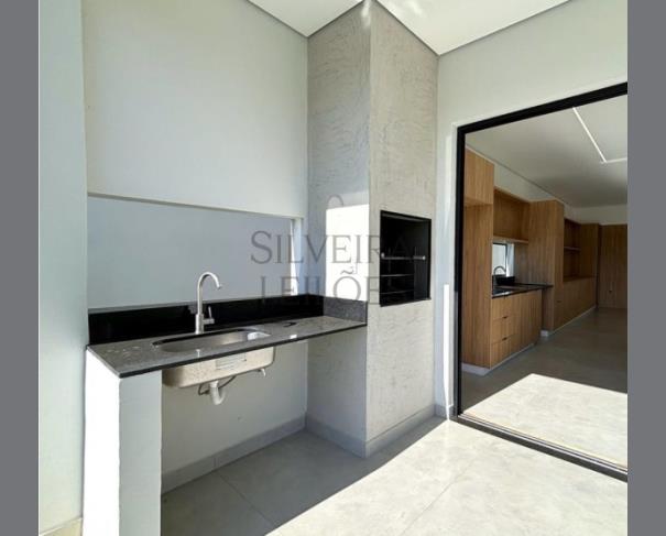 Foto de Casa residencial, nº 170, localizada na Rua Índico, no Loteamento Residencial l’Aqua Pompeia, no município de Socorro/SP, com 398,11m2 de área construída e terreno com área de 495,00m2