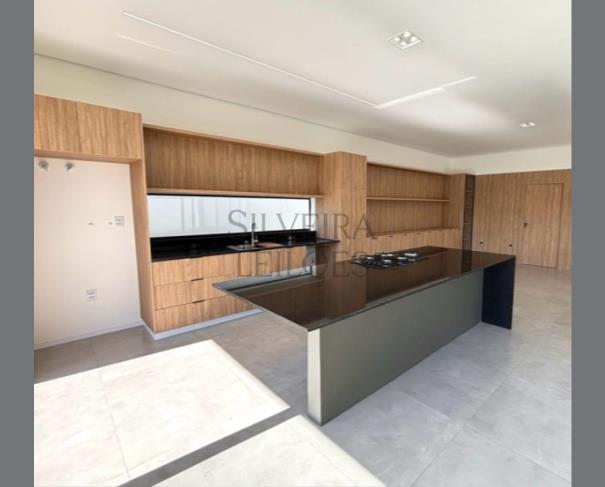 Foto de Casa residencial, nº 170, localizada na Rua Índico, no Loteamento Residencial l’Aqua Pompeia, no município de Socorro/SP, com 398,11m2 de área construída e terreno com área de 495,00m2