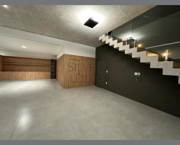 Foto de Casa residencial, nº 170, localizada na Rua Índico, no Loteamento Residencial l’Aqua Pompeia, no município de Socorro/SP, com 398,11m2 de área construída e terreno com área de 495,00m2