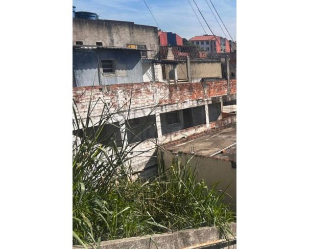Foto de Terreno Urbano, situado na Rua Camboriú, constituído de parte do lote nº 53, da Quadra N, do loteamento denominado Vale do Sol, Jandira/SP, com área de 134,23m2.