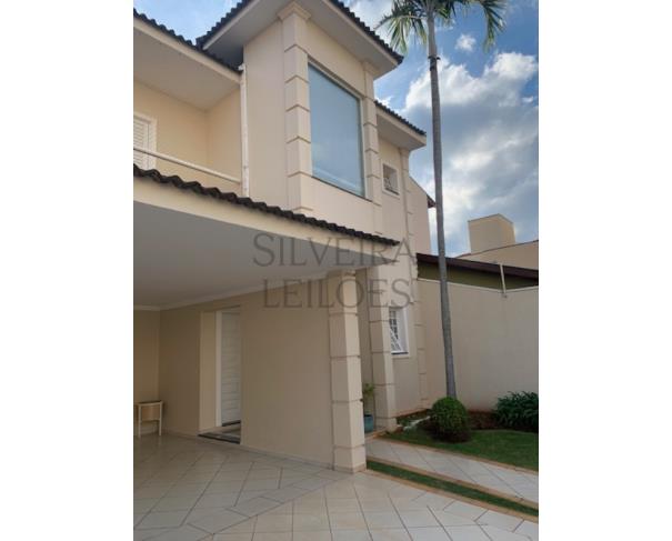 Foto de Prédio residencial, com 297,23m2 de área de construção, construído sob o lote nº 07, da quadra G, com área do terreno de 300,00m2, situado na Rua Rafael Saglioni, nº 70, Parque das Flores, no município de Campinas/SP
