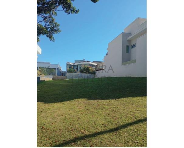 Foto de Direitos  sobre o terreno designado por lote 15, da Quadra X-6, do Residencial Friboug, do Loteamento  Residencial Swiss Park, Campinas/SP com área de 360,00m2.