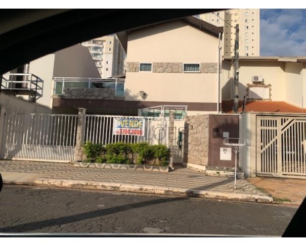 Foto de Prédio residencial, com 297,23m2 de área de construção, construído sob o lote nº 07, da quadra G, com área do terreno de 300,00m2, situado na Rua Rafael Saglioni, nº 70, Parque das Flores, no município de Campinas/SP
