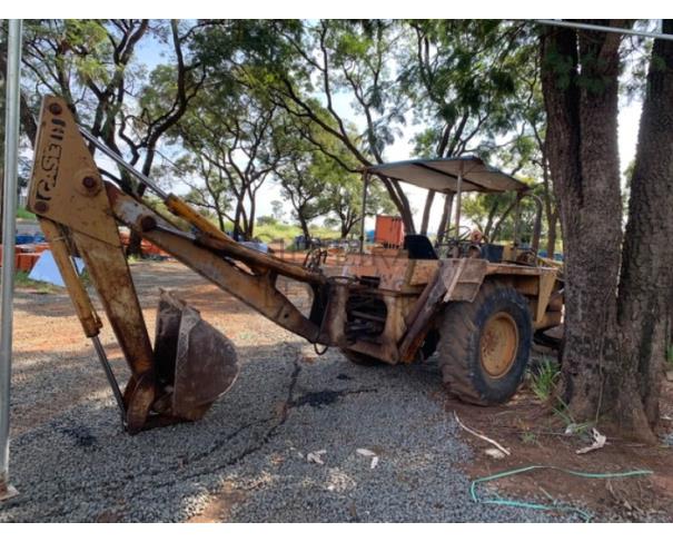 Foto de Lote 05 - Um Trator 