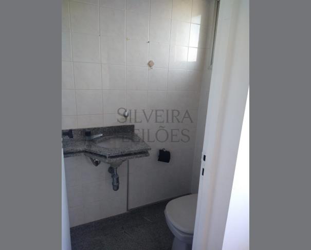 Foto de Conjunto comercial nº 202, localizado no 2ª andar do condomínio Edifício Faris Abib, situado na Rua José Paulino nº 416, com a seguintes áreas útil de 43,40m2, comum de 8,7617m2, total de 52,1617m2 e vaga de garagem nº 23