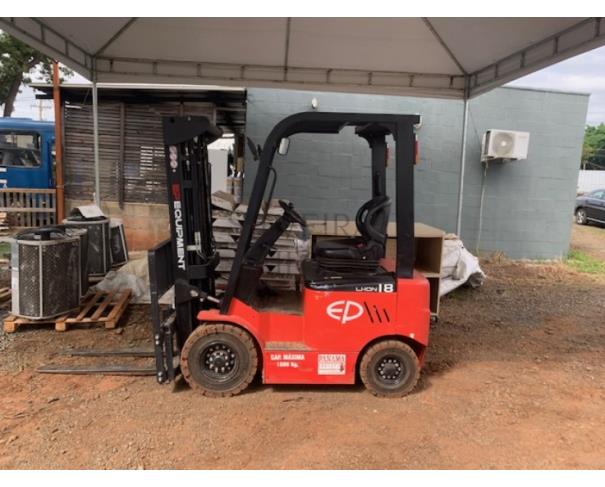 Foto de lote 06 - Empilhadeira elétrica 2,5 toneladas 