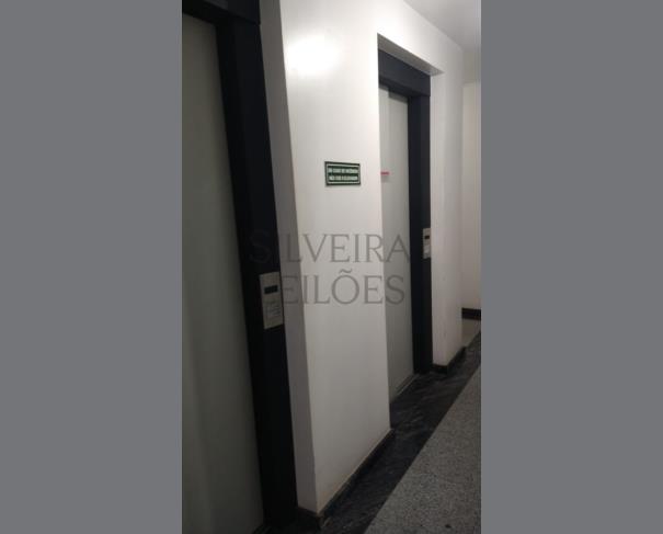 Foto de Conjunto comercial nº 202, localizado no 2ª andar do condomínio Edifício Faris Abib, situado na Rua José Paulino nº 416, com a seguintes áreas útil de 43,40m2, comum de 8,7617m2, total de 52,1617m2 e vaga de garagem nº 23