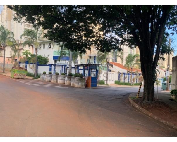 Foto de Prédio residencial, com 297,23m2 de área de construção, construído sob o lote nº 07, da quadra G, com área do terreno de 300,00m2, situado na Rua Rafael Saglioni, nº 70, Parque das Flores, no município de Campinas/SP