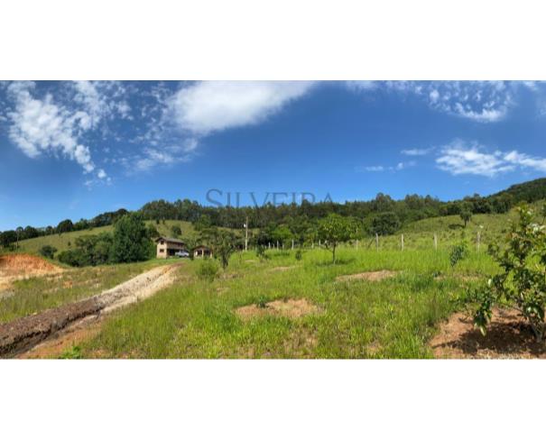 Foto de Sitio do Pau Grande, localizada no Bairro Cachoeira dos Pretos, composta pela Glebas A, B e C, com área total de 467,840 m² (19,4 alqueires), situada no município de Joanópolis/SP