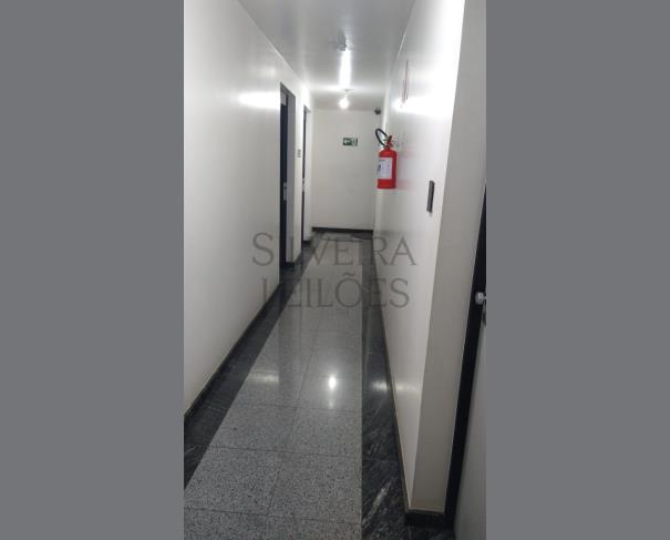 Foto de Conjunto comercial nº 202, localizado no 2ª andar do condomínio Edifício Faris Abib, situado na Rua José Paulino nº 416, com a seguintes áreas útil de 43,40m2, comum de 8,7617m2, total de 52,1617m2 e vaga de garagem nº 23