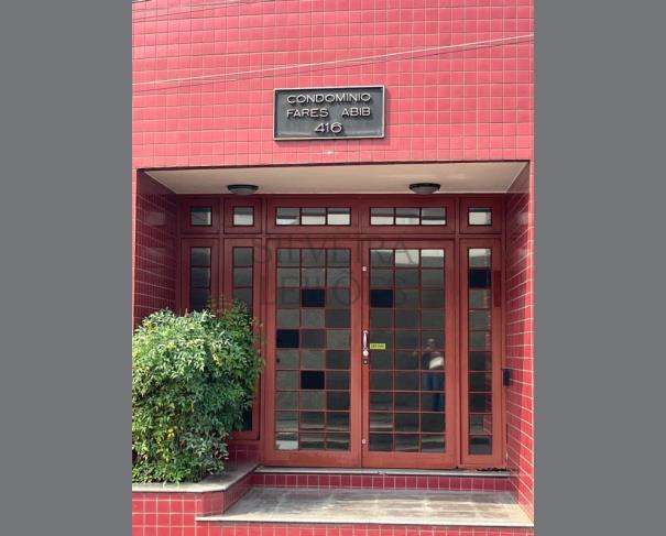 Foto de Conjunto comercial nº 202, localizado no 2ª andar do condomínio Edifício Faris Abib, situado na Rua José Paulino nº 416, com a seguintes áreas útil de 43,40m2, comum de 8,7617m2, total de 52,1617m2 e vaga de garagem nº 23