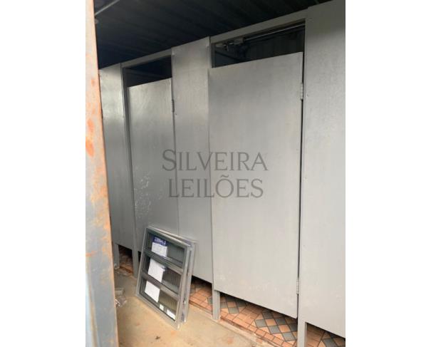 Foto de Lote 02 - Contêiner banheiro de  20 pês 