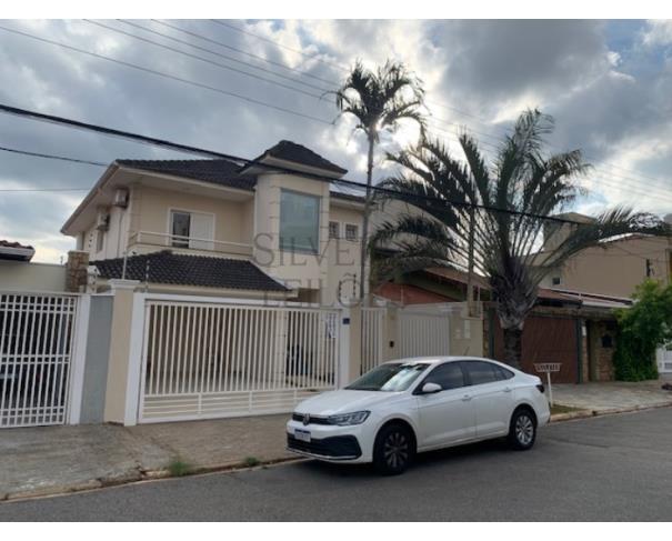 Foto de Prédio residencial, com 297,23m2 de área de construção, construído sob o lote nº 07, da quadra G, com área do terreno de 300,00m2, situado na Rua Rafael Saglioni, nº 70, Parque das Flores, no município de Campinas/SP