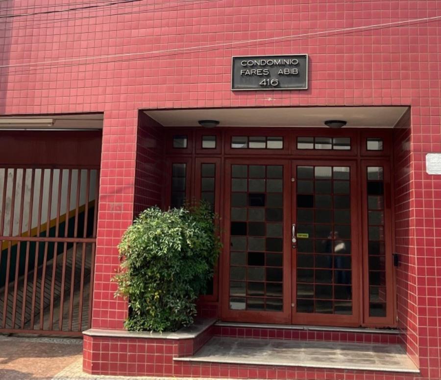 Foto de Conjunto comercial nº 202, localizado no 2ª andar do condomínio Edifício Faris Abib, situado na Rua José Paulino nº 416, com a seguintes áreas útil de 43,40m2, comum de 8,7617m2, total de 52,1617m2 e vaga de garagem nº 23
