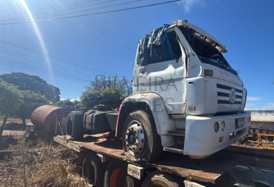 Foto de Lote 16 - UM CAMINHÃO - VOLKSWAGEN – 40.300