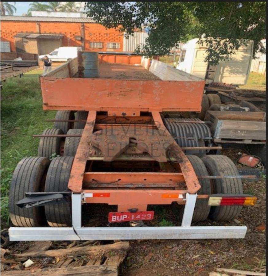 Foto de Lote 02 - UMA CARRETA - REBOQUE – GUERRA