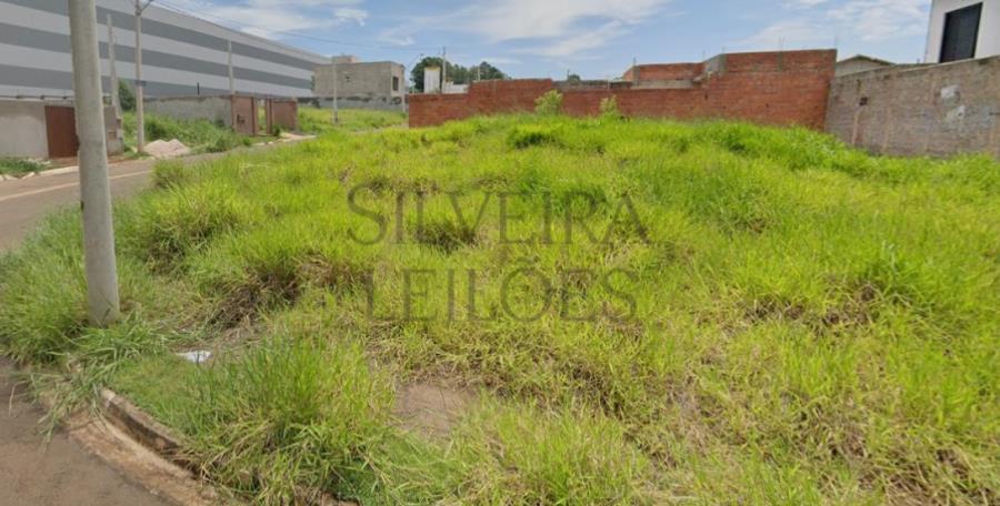 Lote nº 13 da Quadra B, do loteamento Reserva Riviera, no município de Campinas/SP, perfazendo a área total de 222,23m2. Leilão Extrajudicial - Campinas/SP, localizado em Campinas - SP, bairro Jardim das Paineiras