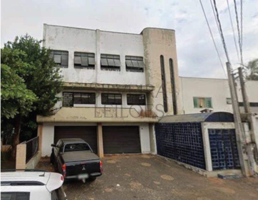 Prédio comercial e seu respectivo terreno, situado na Rua Tarquinio Benencasse, nº 99, Vila Santo Ângelo, Americana/SP, com área construída de 494,88m² e área total de terreno de 318,00m², composto de 3 pavimentos (térreo, mezanino e superi, localizado em Americana - SP