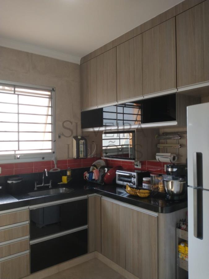 Apartamento nº 42, localizado no 4ª andar do Edifício Jardim Paraiso, situado na Rua Avelino Amaral, nº 27, no município de Campinas/SP Leilão Extrajudicial Corporativo - Campinas/SP, localizado em Campinas - SP, bairro Jardim Paraíso